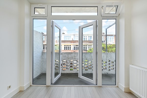 Medium property photo - Bennekomstraat 21, 2573 RA Den Haag